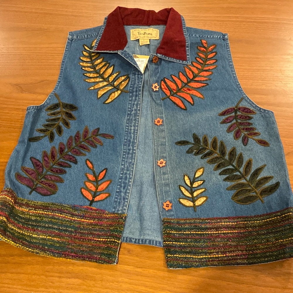 Vintage 90s vest! NWT